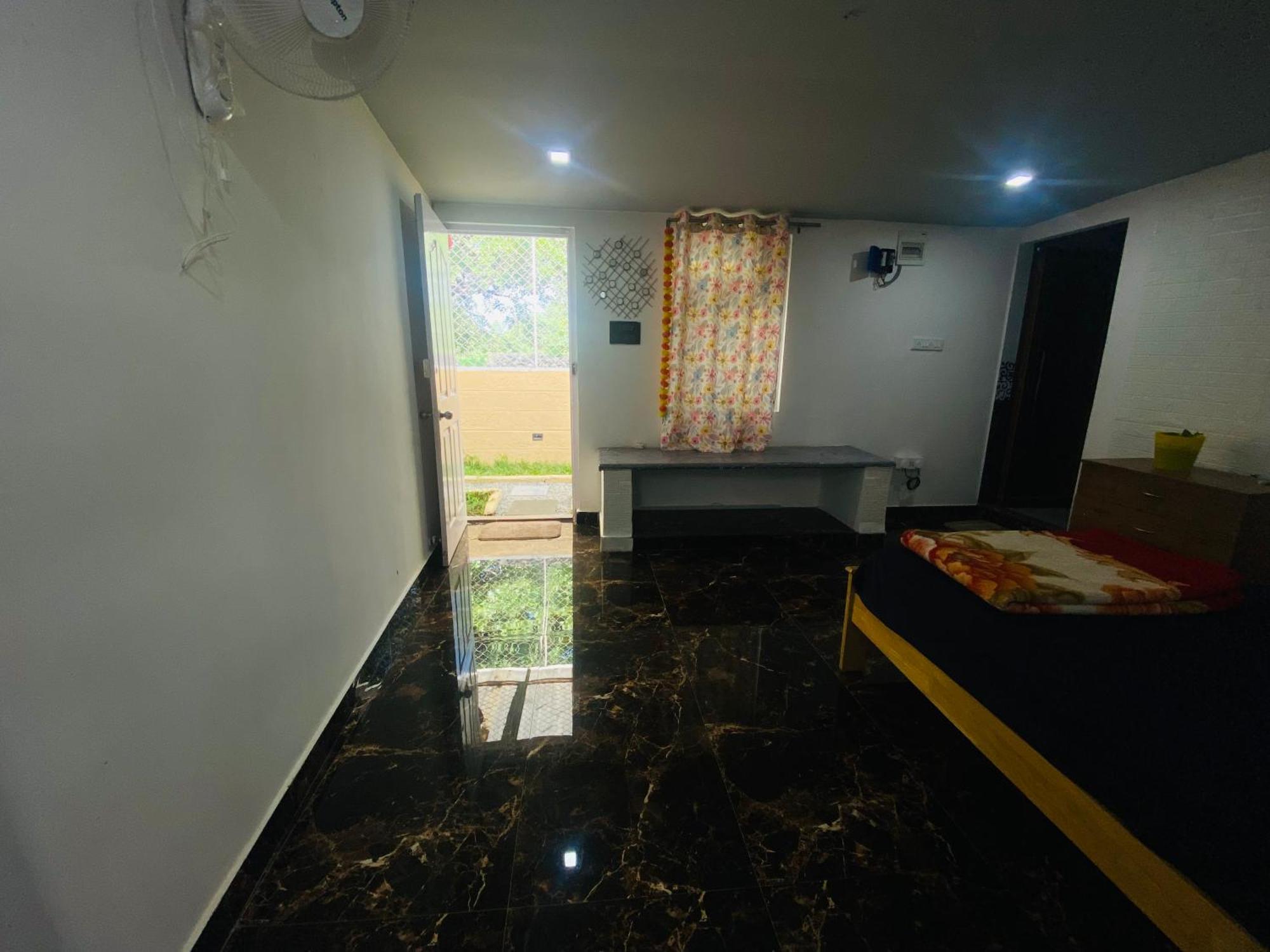 Sunsetescape 3Bhk Private Property Hotel Bangalore Exterior foto